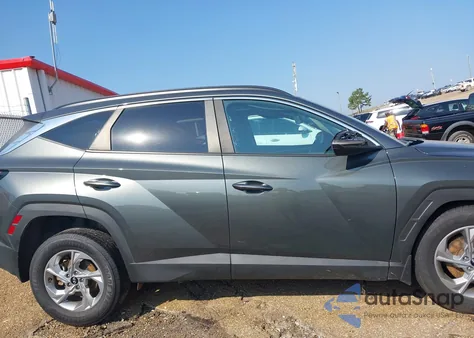 2022 Hyundai Tucson Sel z USA, uszkodzony, nr VIN 5NMJB3AE7NH133081